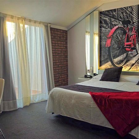 Hotel Spa El Muelle De Суансес Екстер'єр фото