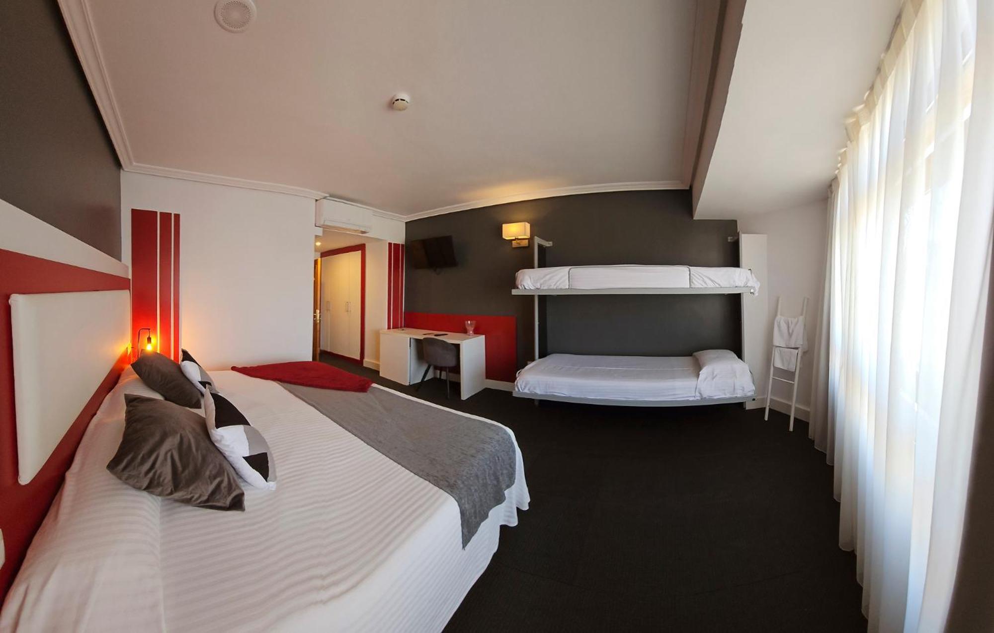 Hotel Spa El Muelle De Суансес Екстер'єр фото