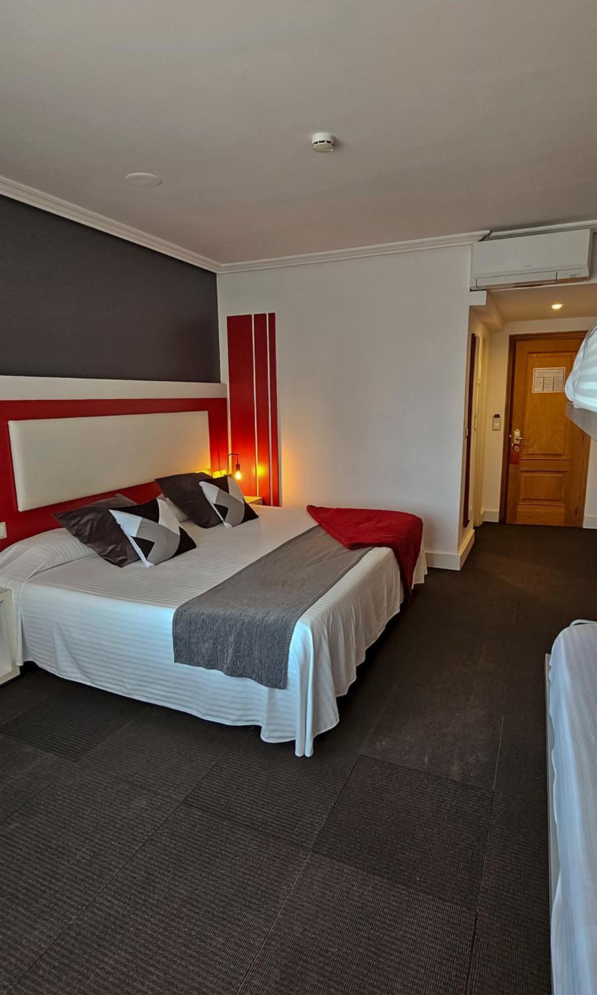 Hotel Spa El Muelle De Суансес Екстер'єр фото
